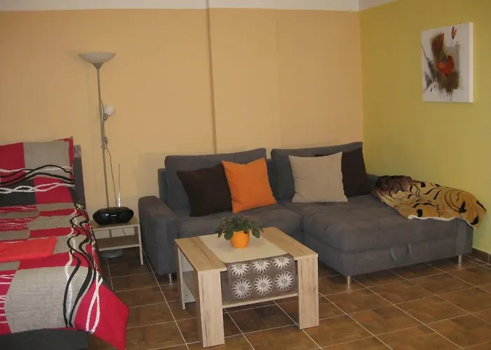 Vcelka * Hranice u Novych Hradu